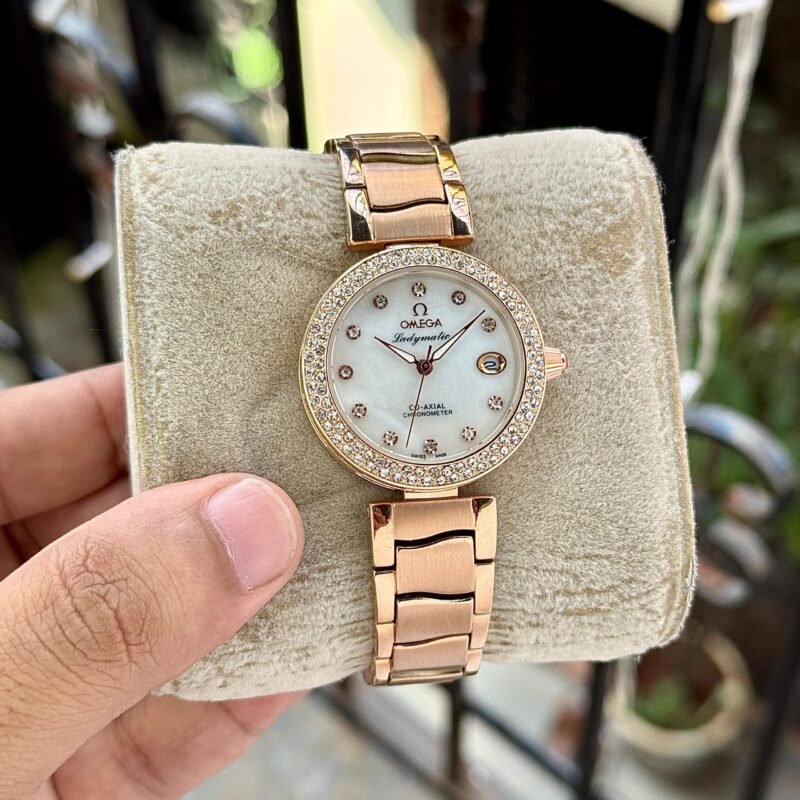 IMG 20241229 WA0063 scaled https://watchstoreindia.com/Shop/omega-ladymatic-diamond/