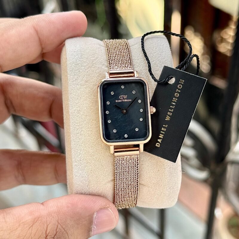 IMG 20250130 WA0003 scaled https://watchstoreindia.com/Shop/daniel-wellington-quadro-lumine-pressed-piano/