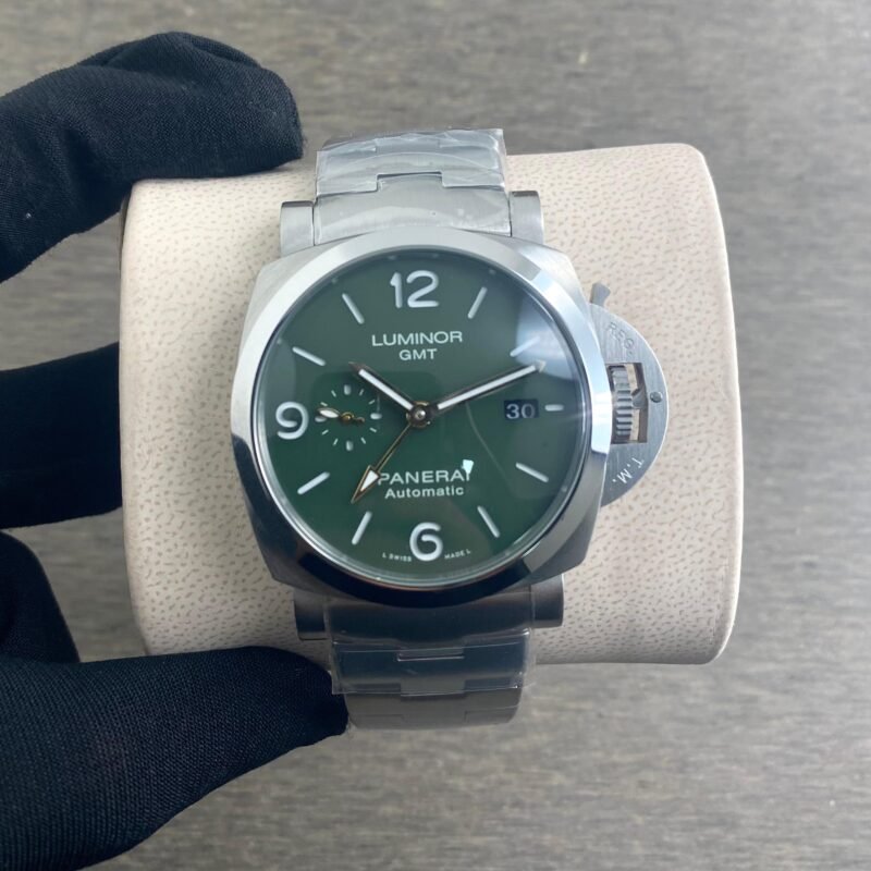 IMG 20250203 WA0017 https://watchstoreindia.com/Shop/luminor-panerai-gmt-original/