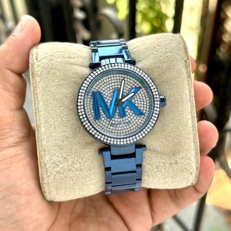 IMG 20250209 WA0002 scaled https://watchstoreindia.com/Shop/michael-kors-premium-parker-2/