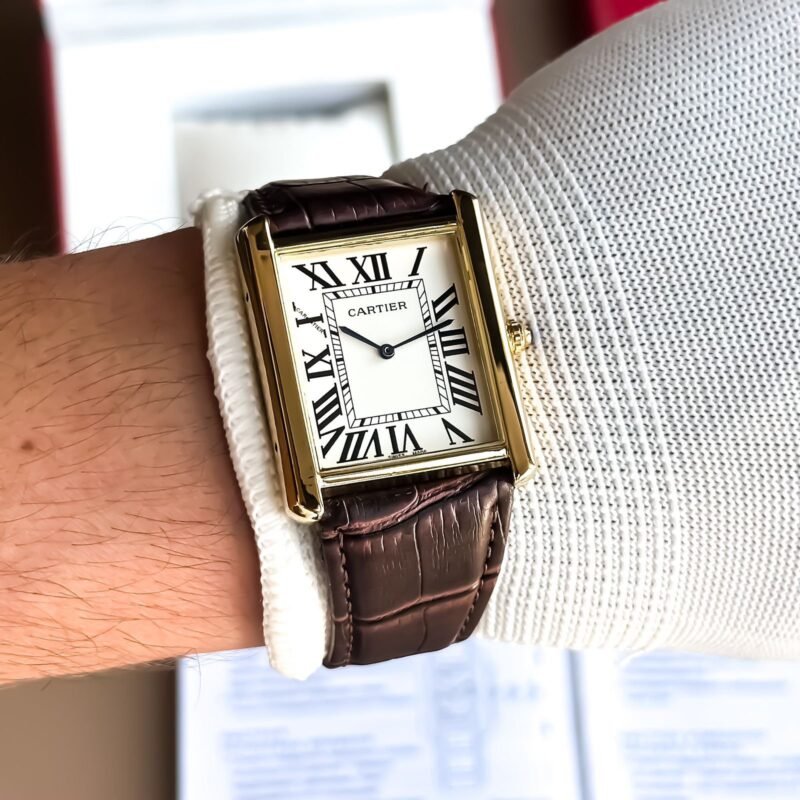 1000025378 https://watchstoreindia.com/Shop/cartier-tank-louis-7aa-5/