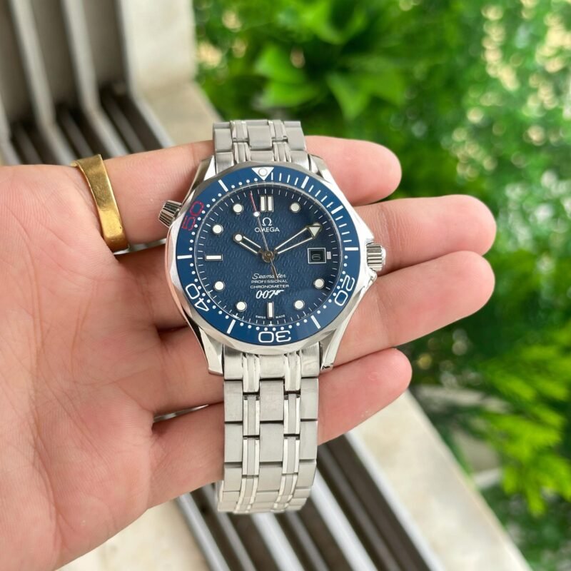 1000027539 scaled https://watchstoreindia.com/Shop/omega-007-seamaster-diver-automatic/
