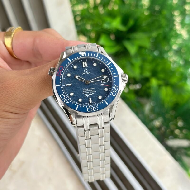 1000027541 scaled https://watchstoreindia.com/Shop/omega-007-seamaster-diver-automatic/