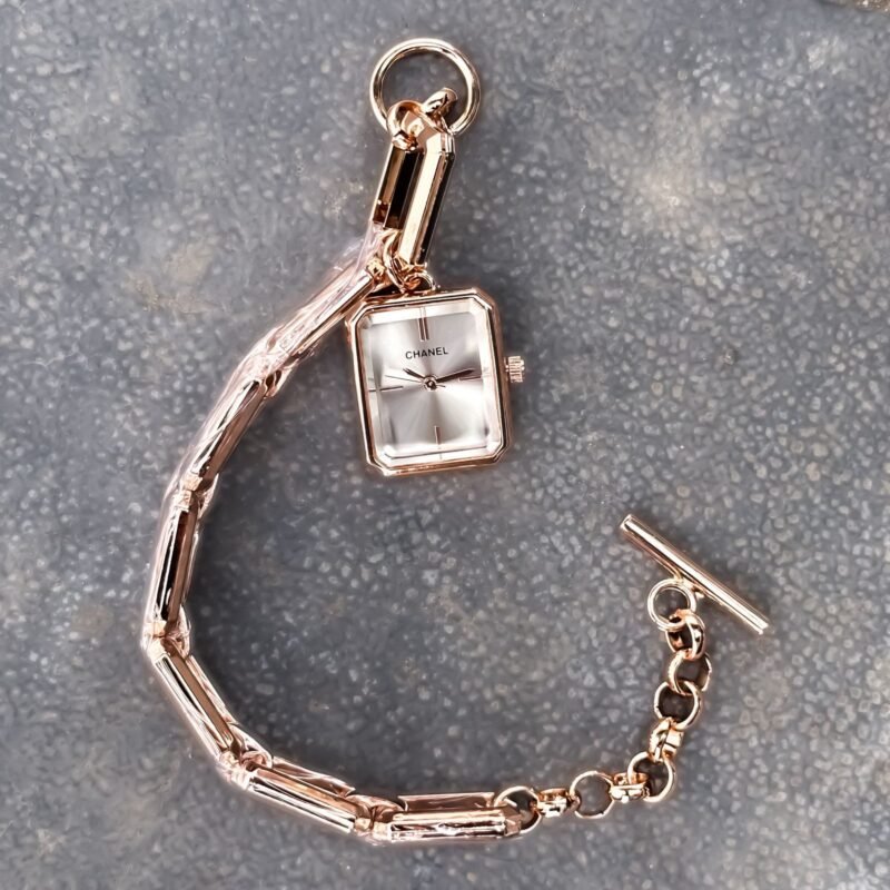 1000028035 https://watchstoreindia.com/Shop/chanel-paris-rosegold-7a/