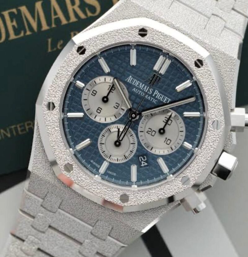 1000028100 https://watchstoreindia.com/Shop/audemars-piguet-12aa-quality/