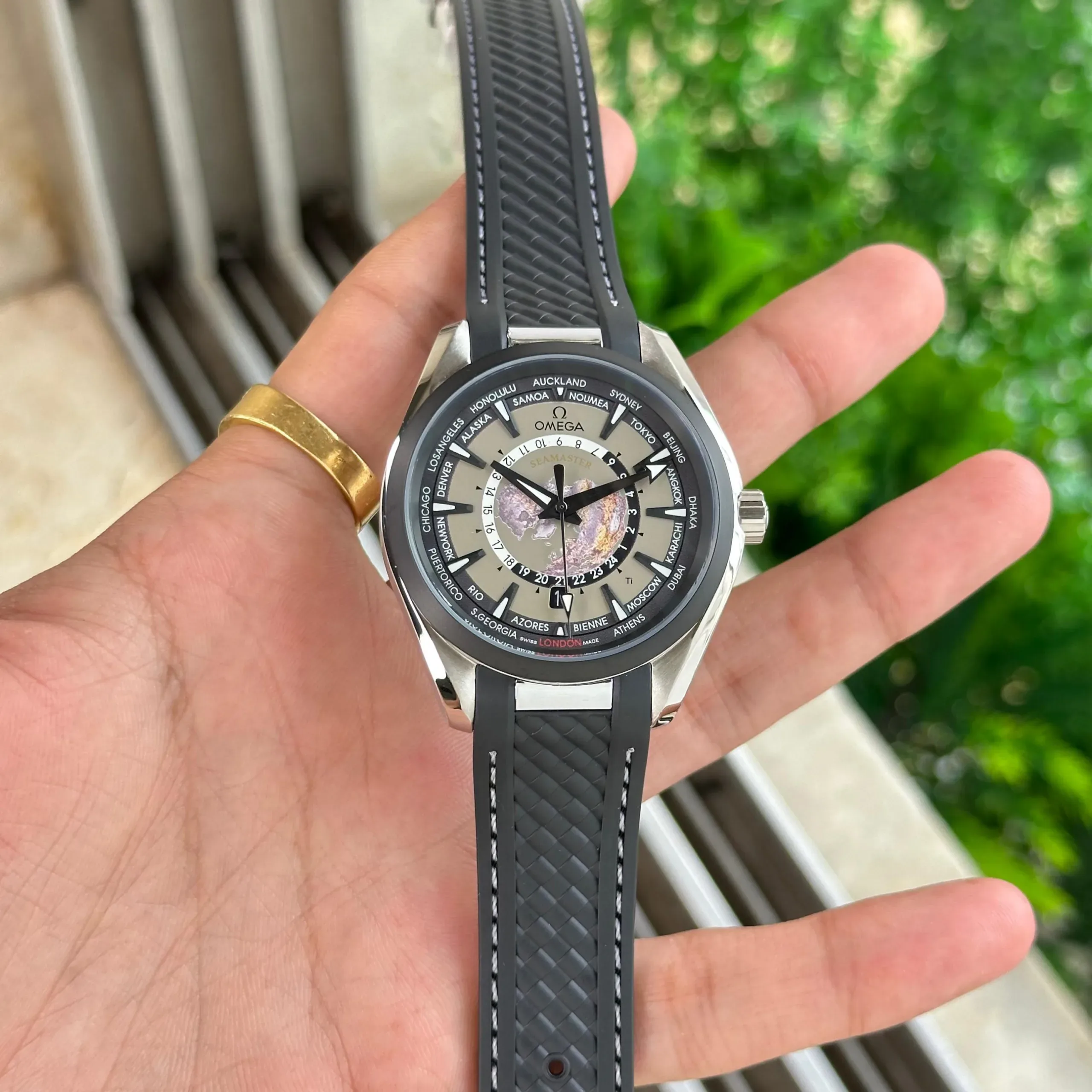 2025/09/1000041431-jpg.webp OMEGA SEAMASTER AQUA TERRA WORLDTIMER 7AA PREMIUM - Image 1