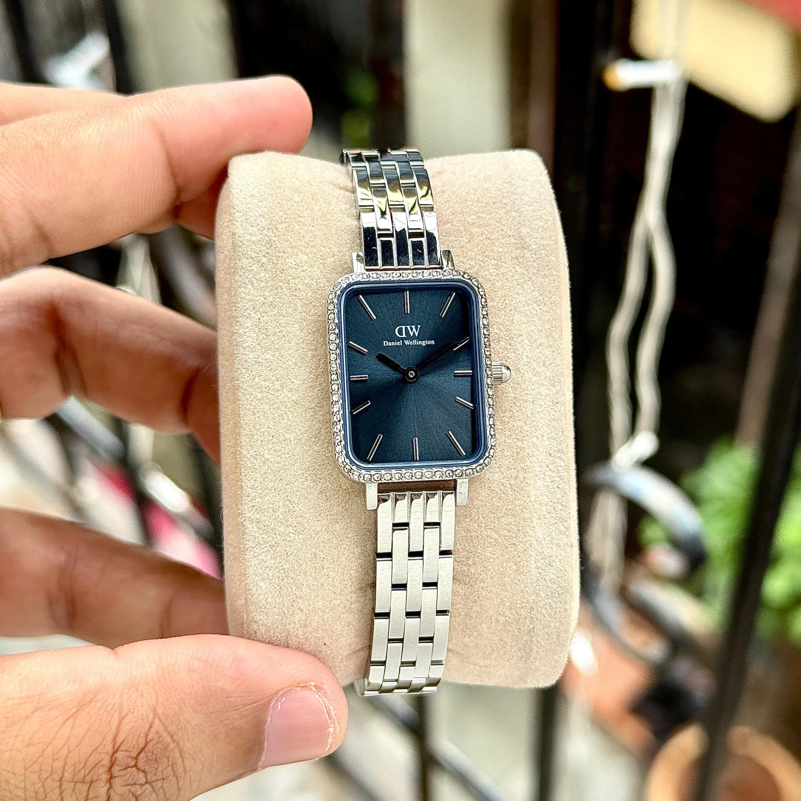 2025/09/1000042328-jpg.webp DANIEL WELLINGTON QUADRO LUMINE BEZEL BLUE DIAL - Image 1
