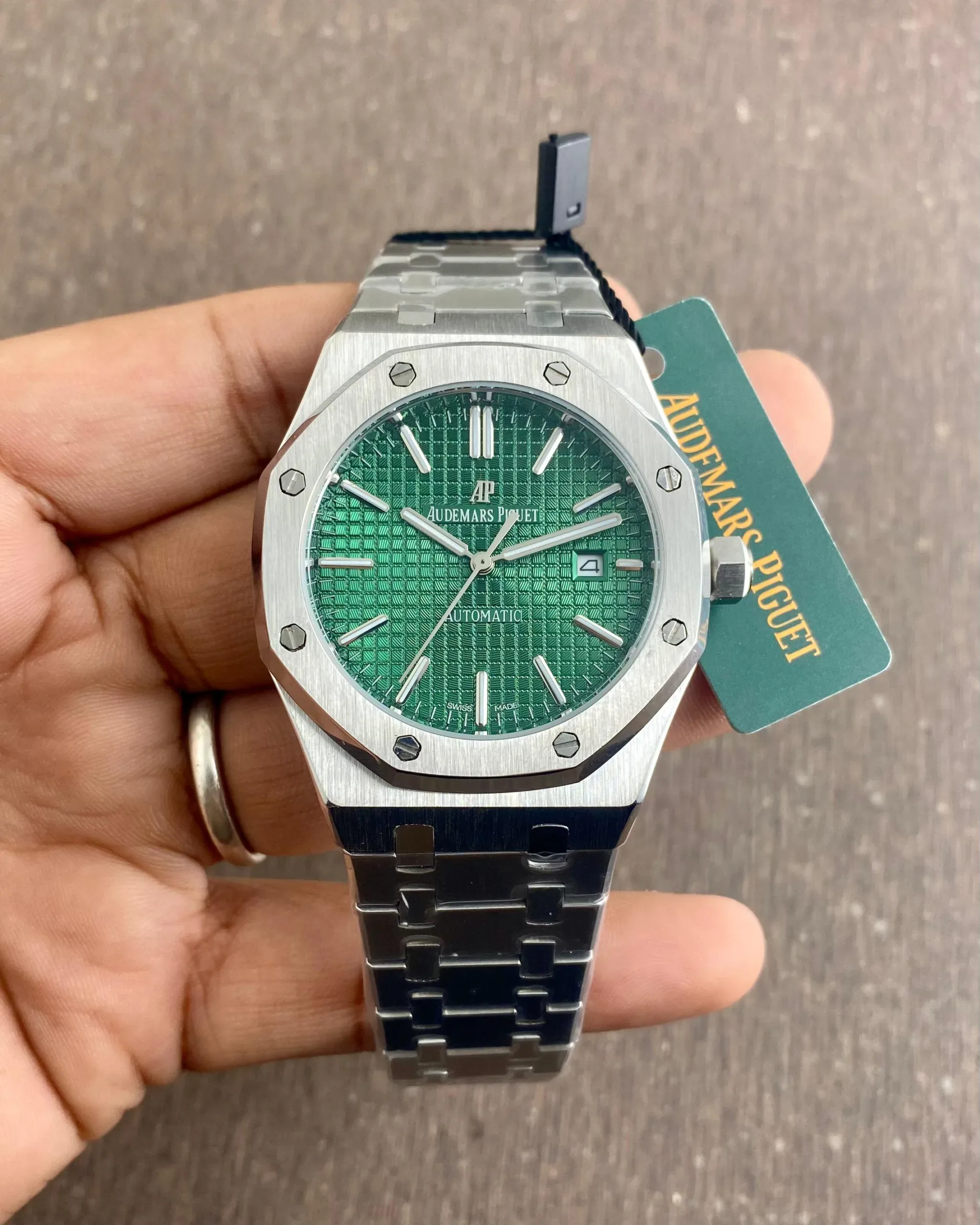 AUDEMARS PIGUET ROYAL OAK OFFSHORE AUTOMATIC - Image 4