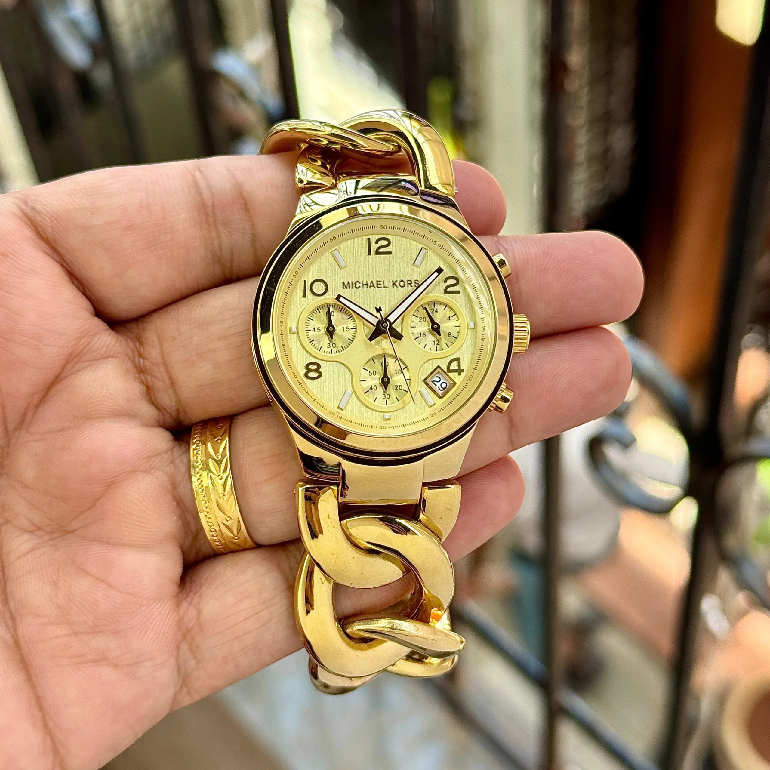 MICHAEL KORS MK3131 CHAIN-LINK GOLD TONE - Image 2