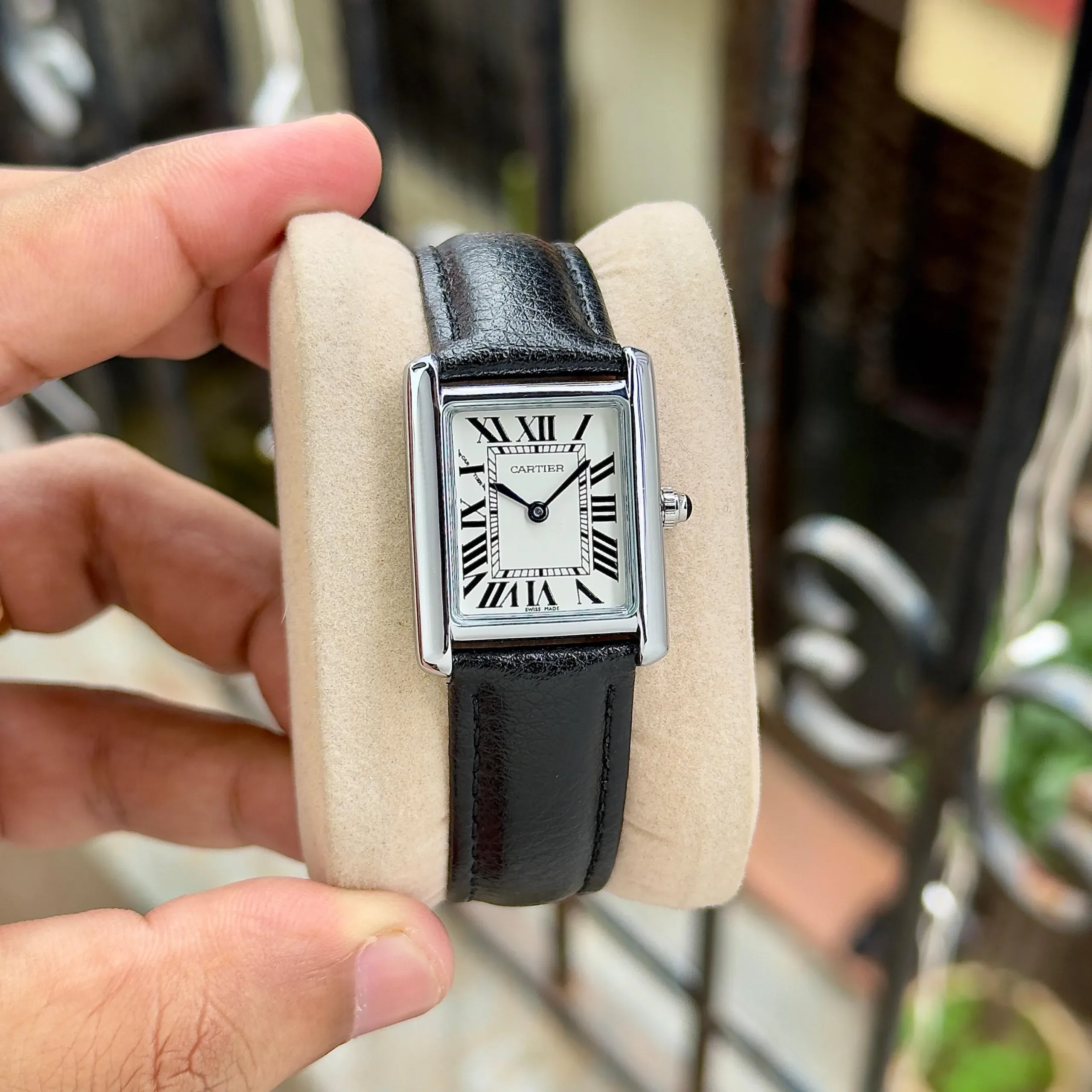 2025/09/1000045926-jpg.webp CARTIER TANK MUST DE CLASSIC WHITE DIAL - Image 1