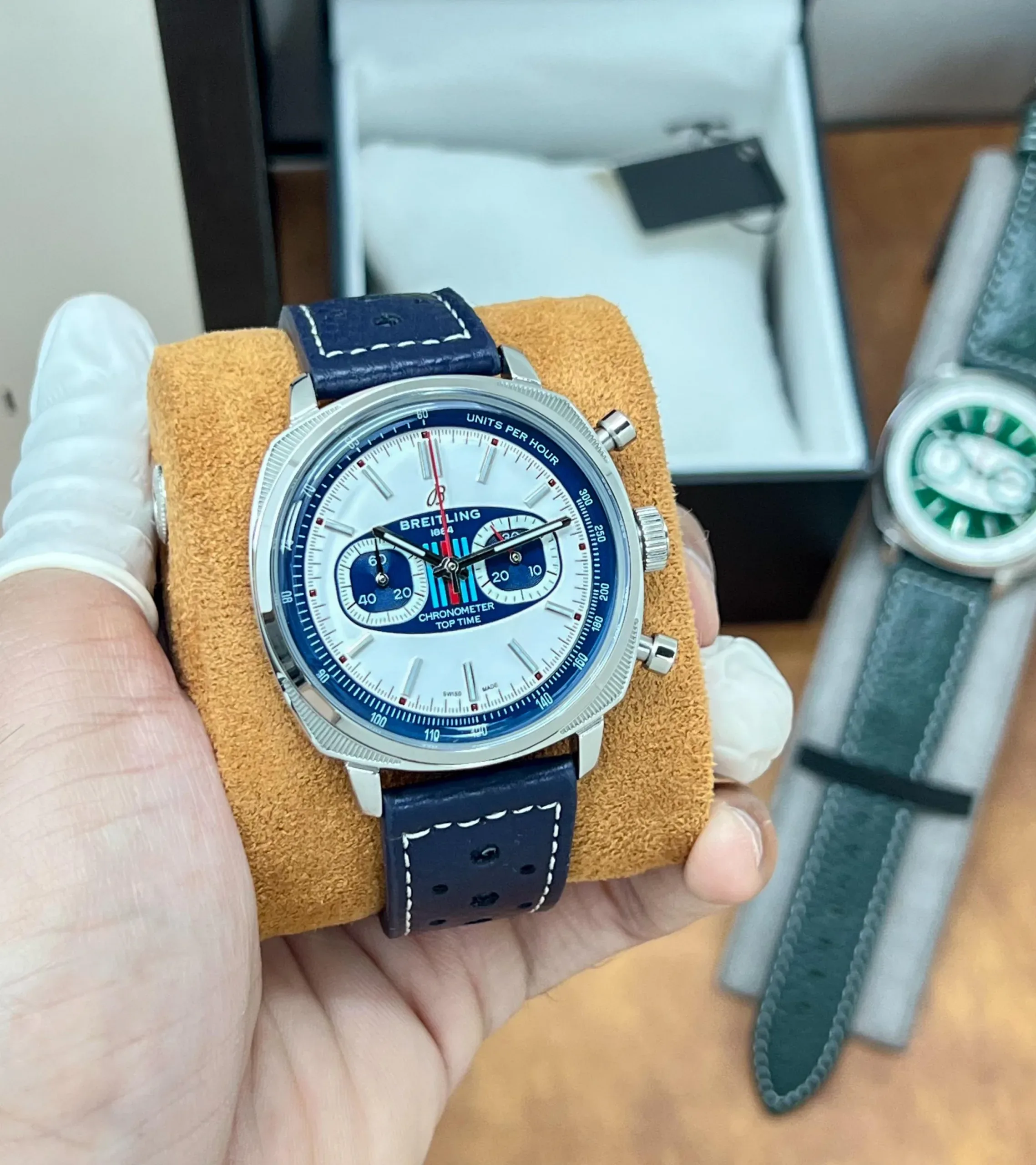 BREITLING TOP TIME B01 RACING 10AA ULTRA PREMIUM - Image 1