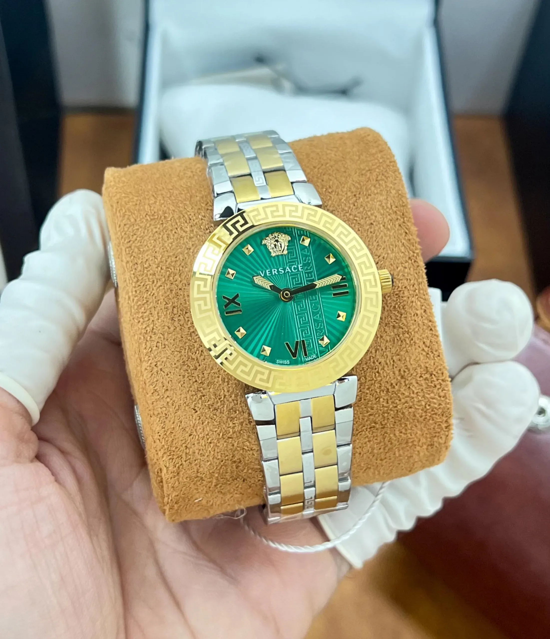 2025/10/1000049653-jpg.webp VERSACE GRECA VEOCA 0424 10AA PREMIUM GREEN DIAL - Image 1