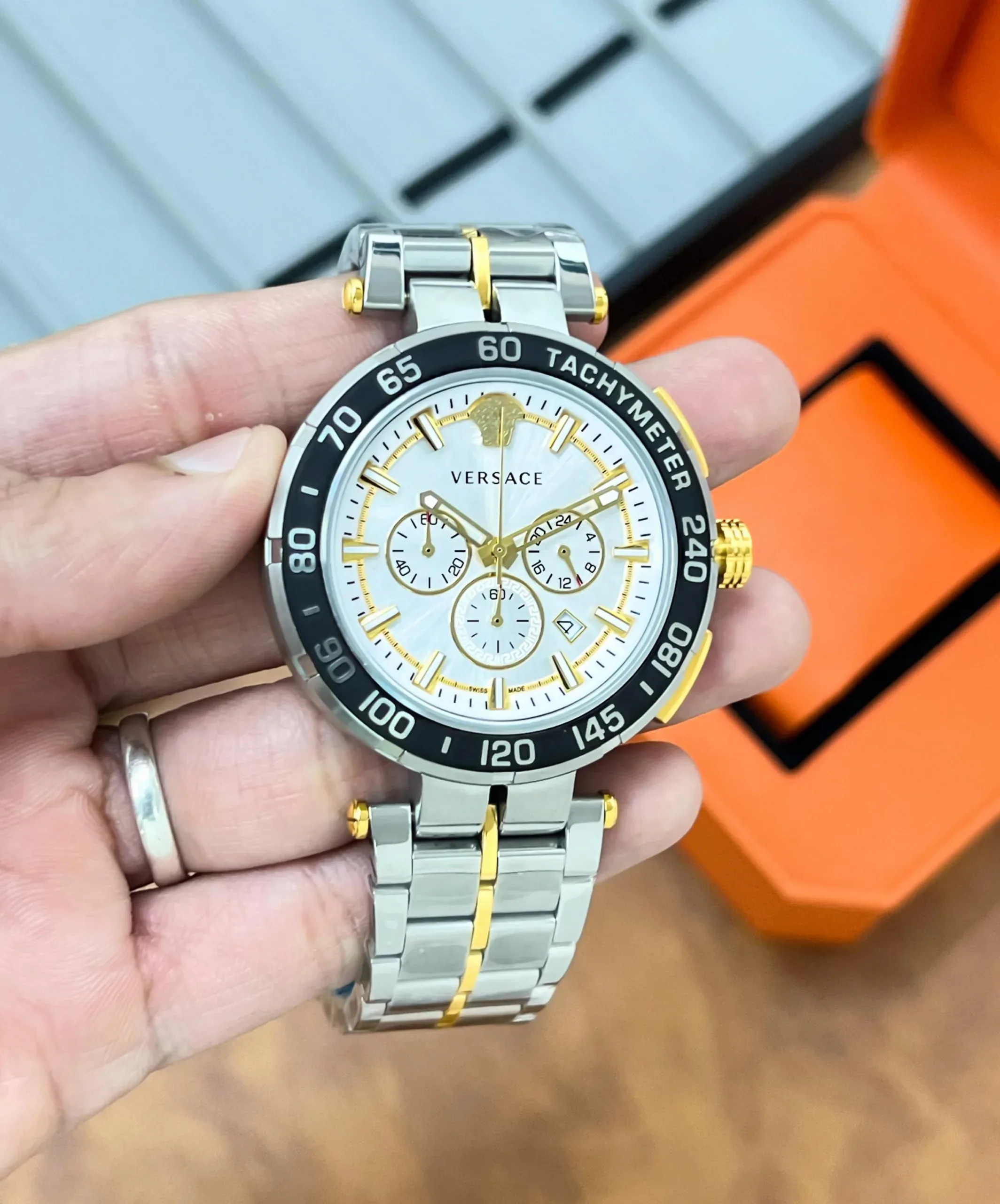 2025/10/1000049709-jpg.webp VERSACE GRECA-CHRONO VEPM00520 7AA PREMIUM - Image 1