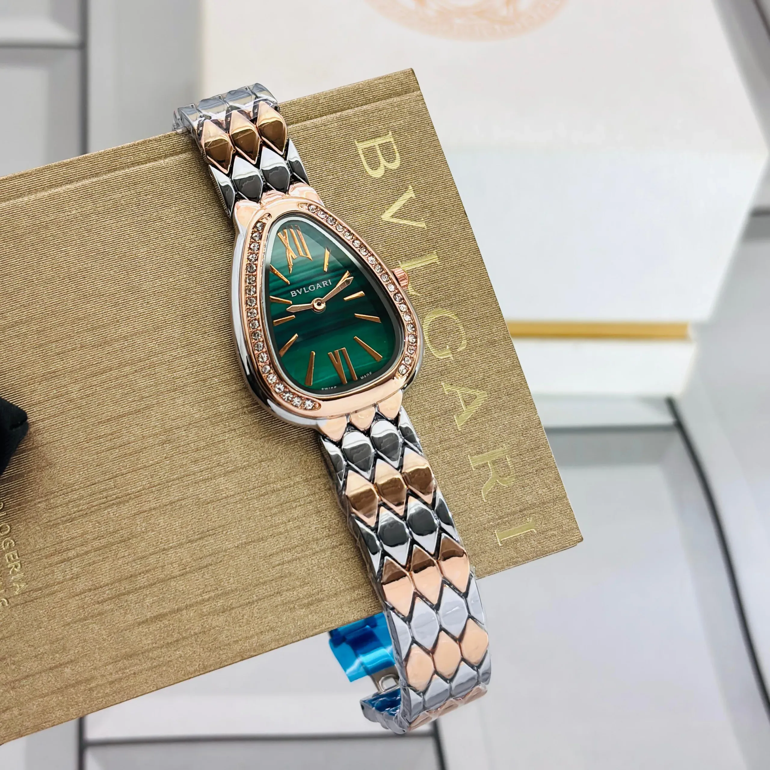 BVLGARI SERPENTI MOTHER OFF PEARLS DIAL 7AA PREMIUM - Image 1