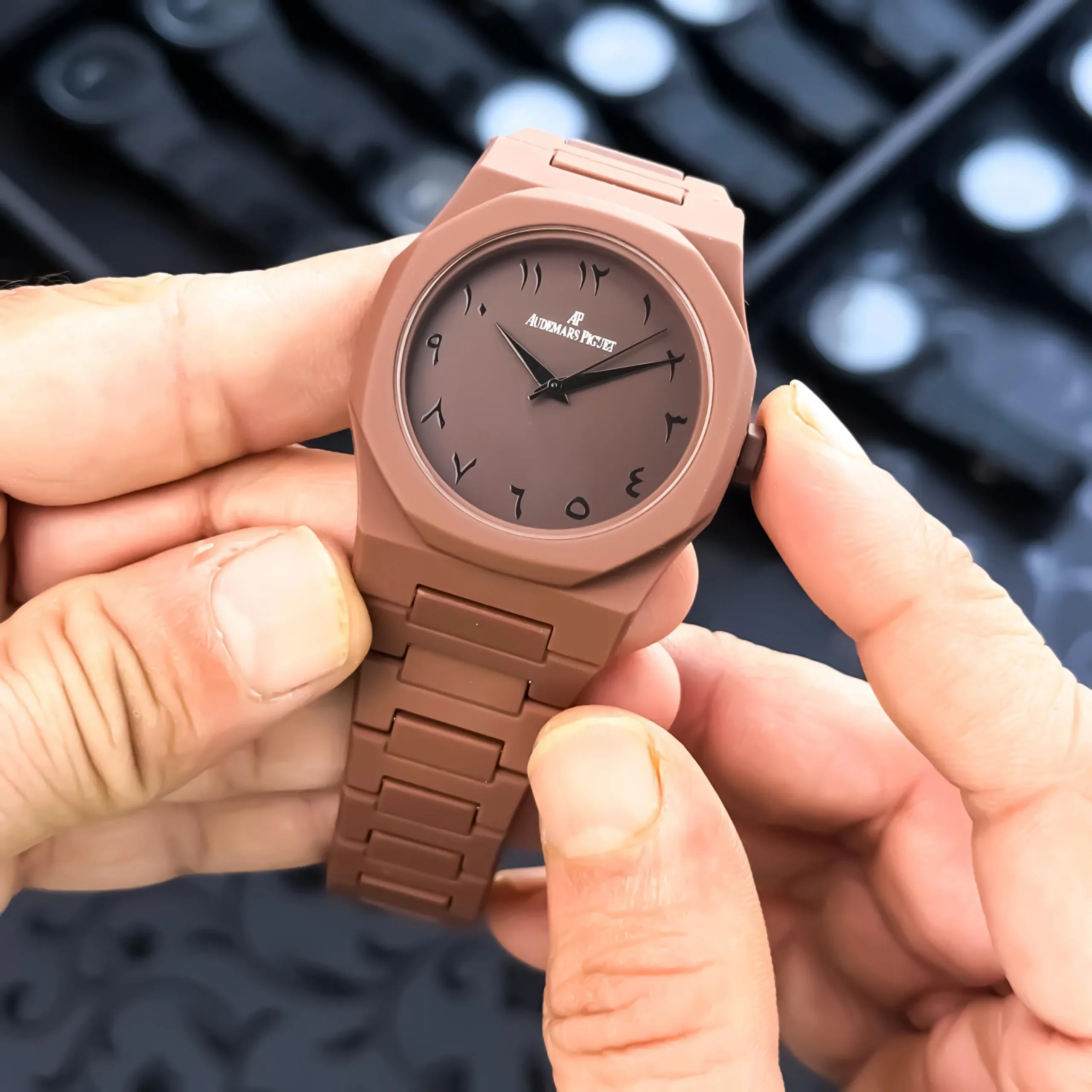 AUDEMARS PIGUET X AURA ARBIC BROWN DIAL - Image 3