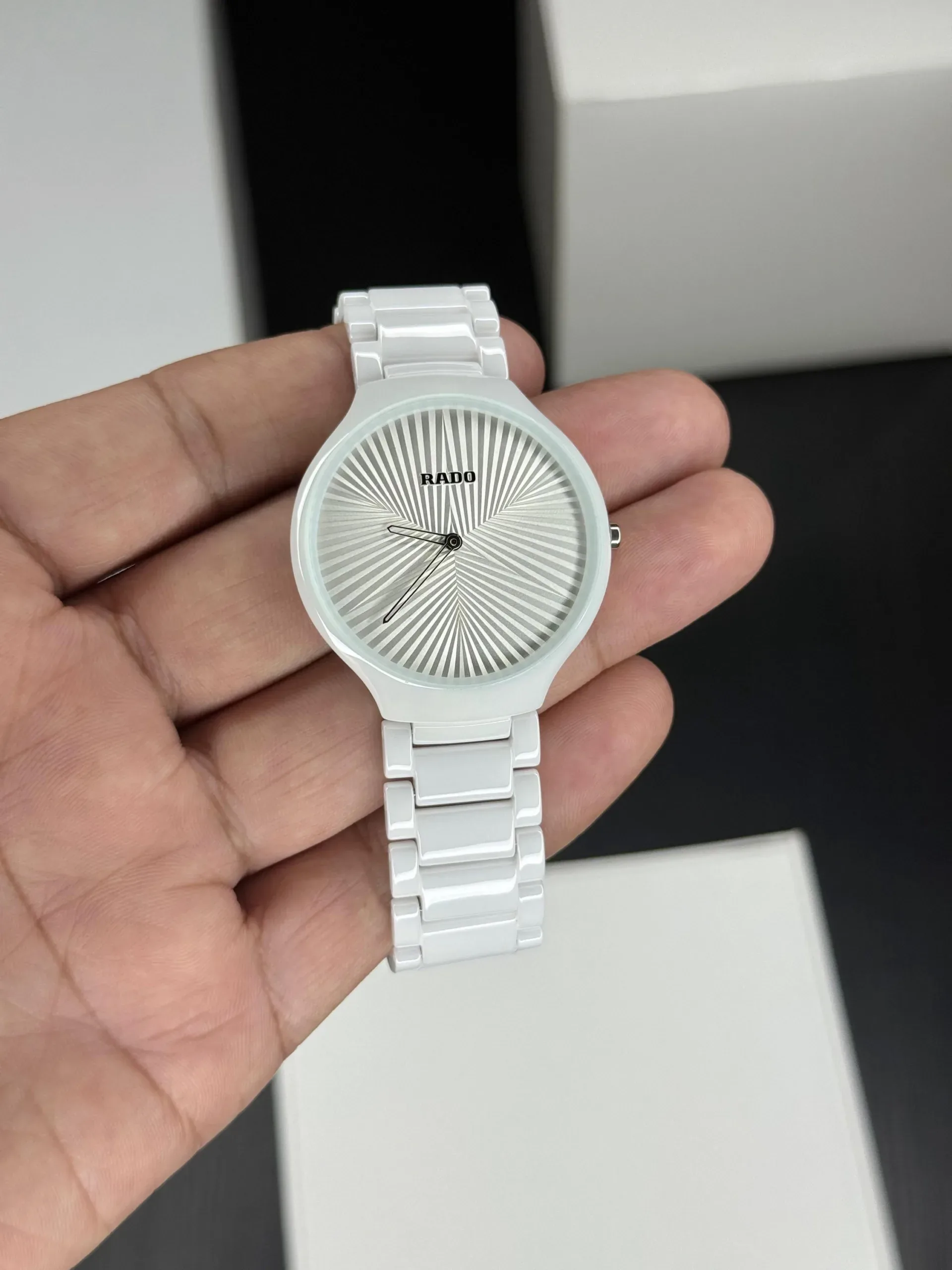 RADO JUBILE WHITE CERAMIC 7A TRUE ROUND - Image 1