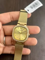 GUESS STAINLESS STEEL SQUARE CASE 7AA GOLD
