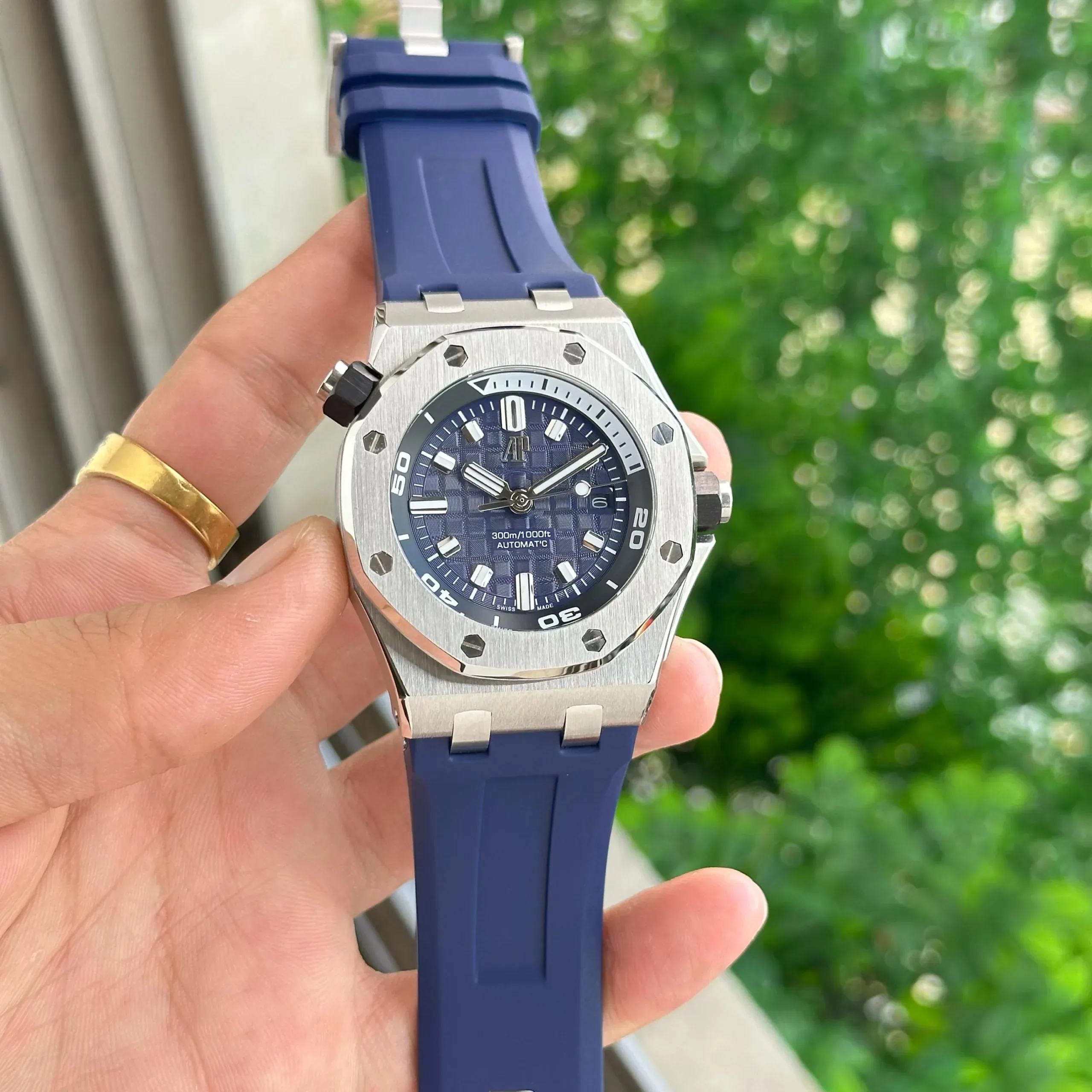 AUDEMARS PIGUET ROYAL OAK OFFSHORE 7AA PREMIUM AUTOMATIC - Image 1