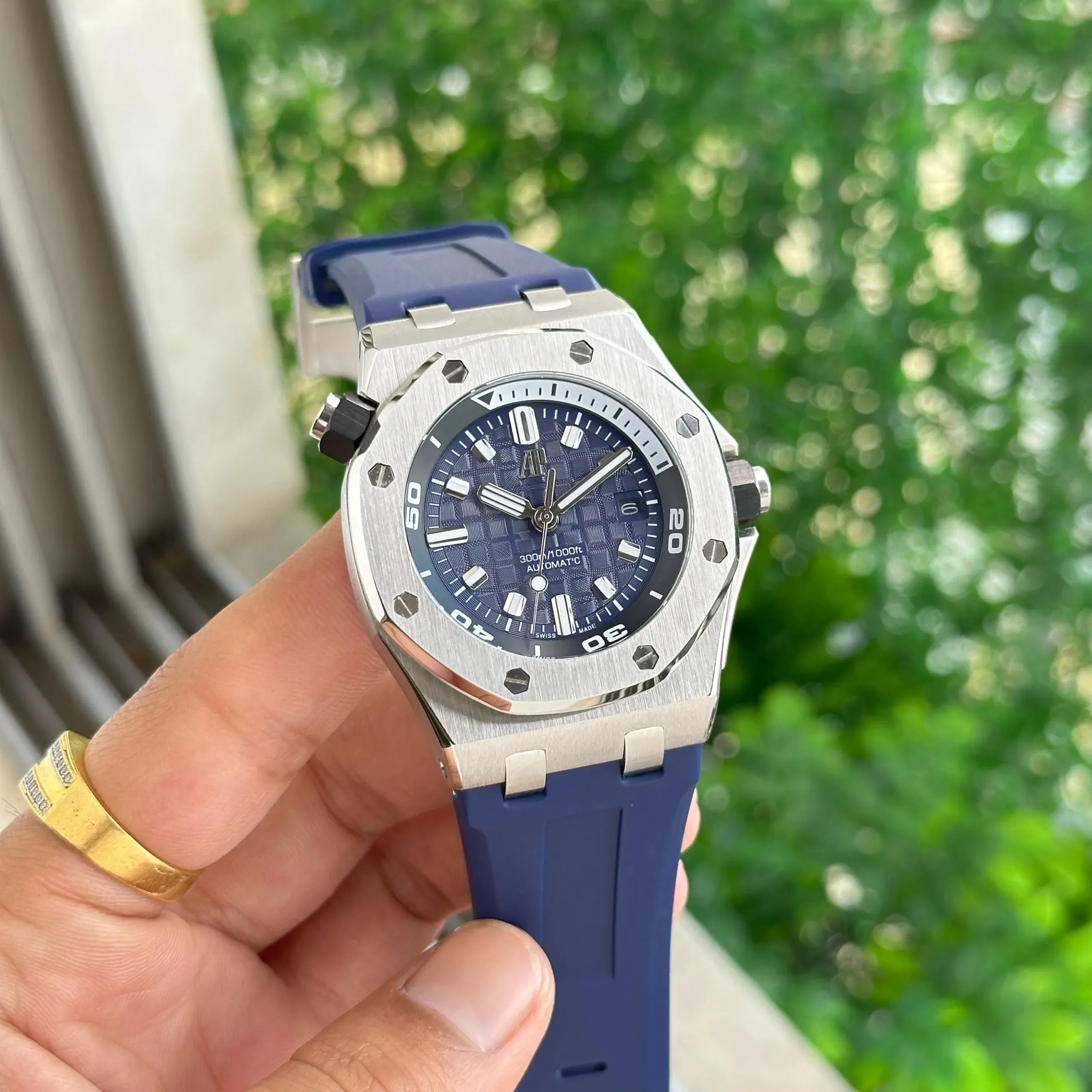 AUDEMARS PIGUET ROYAL OAK OFFSHORE 7AA PREMIUM AUTOMATIC - Image 2