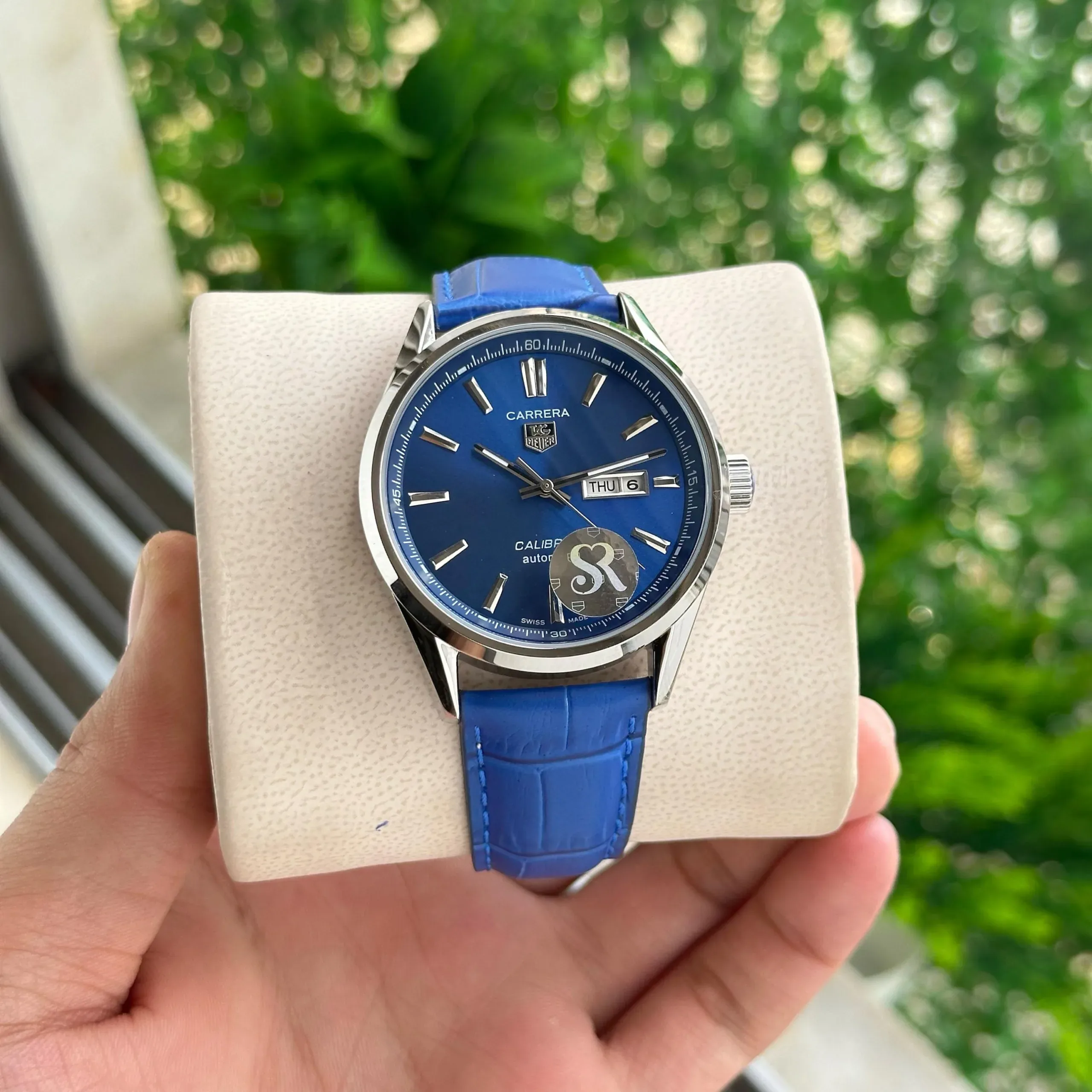TAG HEUER DAY & DATE STAINLESS STEEL BLUE DIAL AUTOMATIC - Image 1