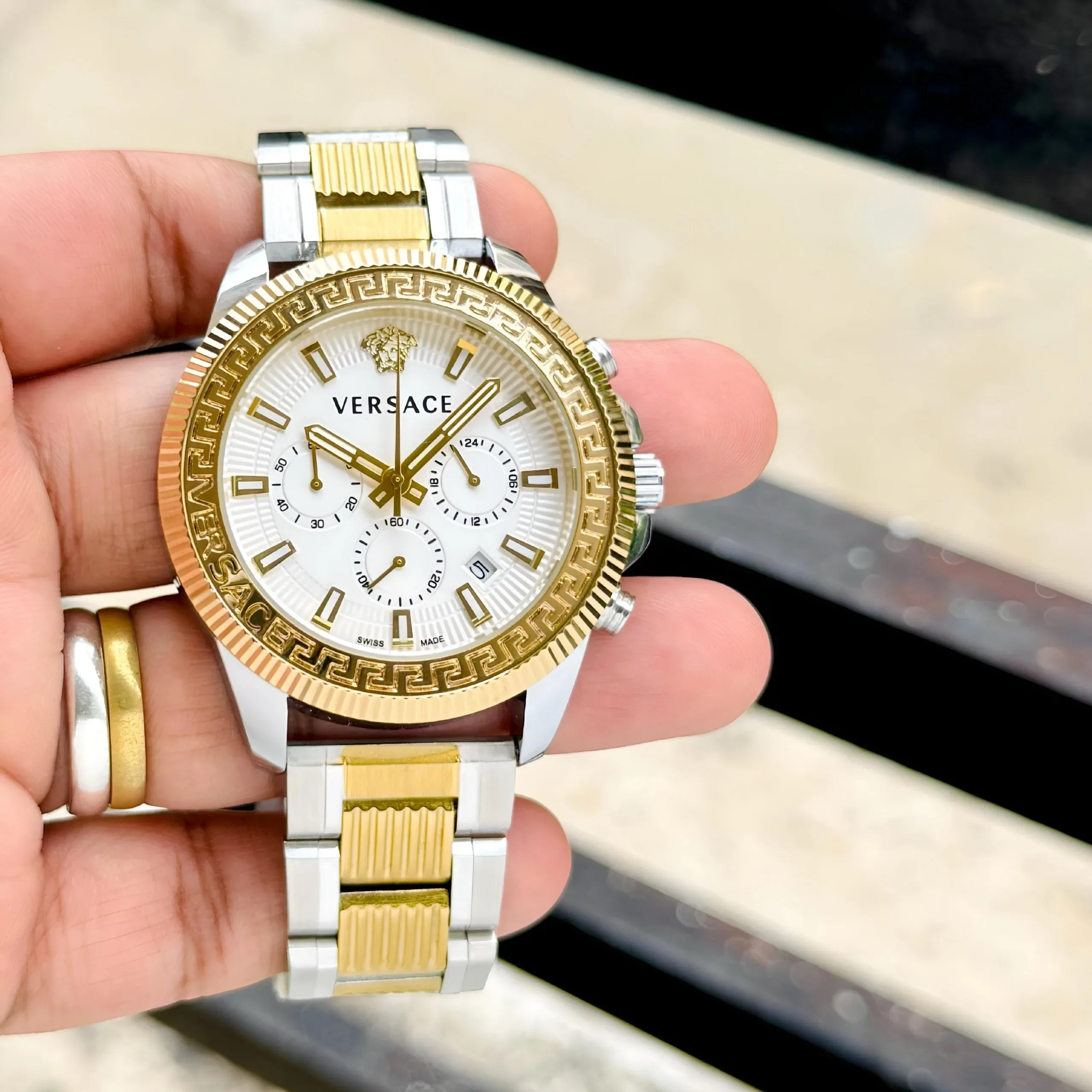 2025/11/IMG-20251117-WA0087-jpg.webp VERSACE GRECA CHRONOGRAPH 7AA PREMIUM WHITE DIAL - Image 1