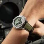 BREITLING AVENGER CHRONOGRAPH 44 7AA PREMIUM GREEN DIAL - Image 2