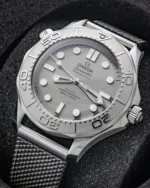 OMEGA SEAMASTER STAINLESS STEEL DIVER AUTOMATIC - Image 4
