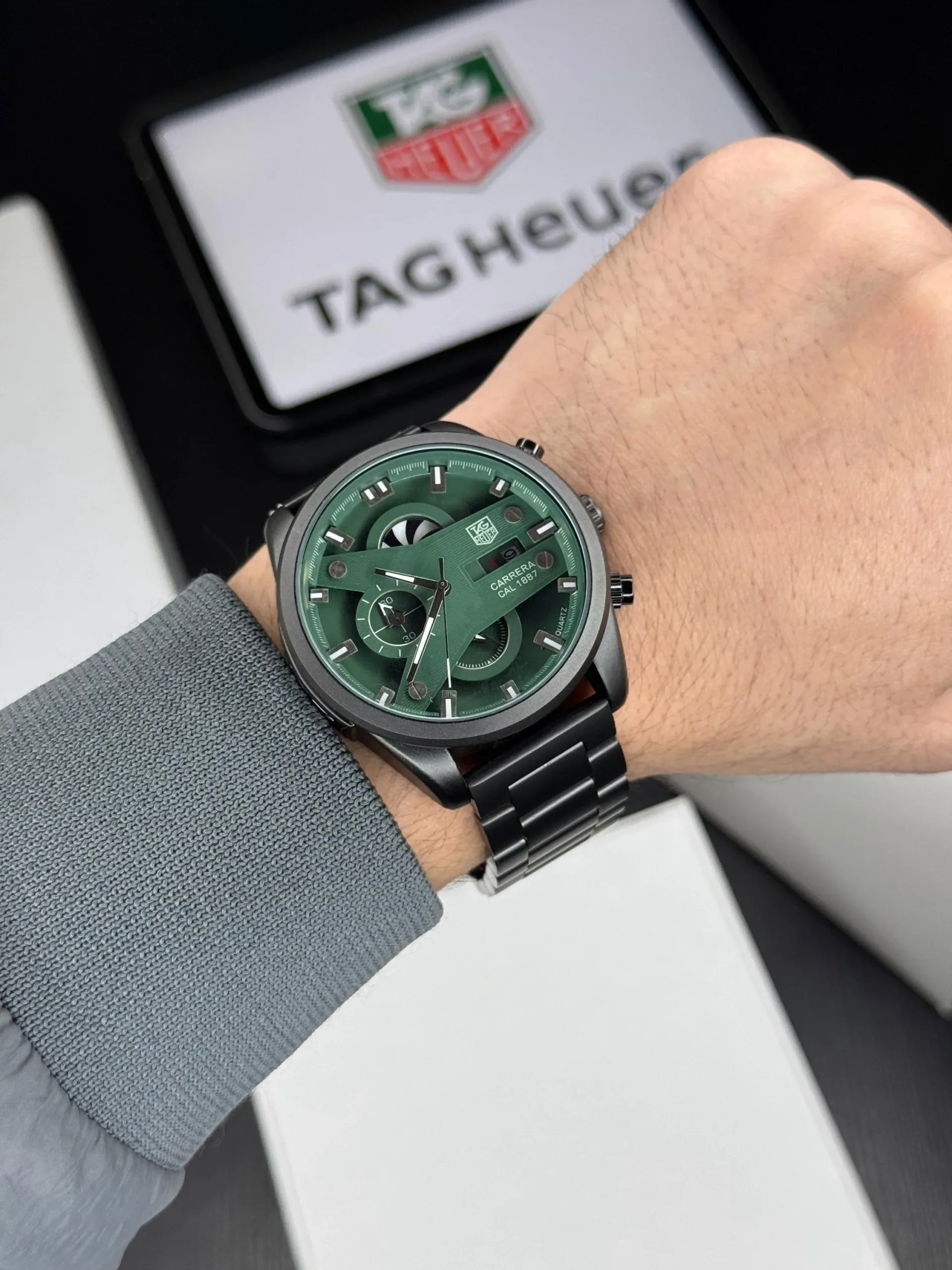 TAG HEUER CARRERA CR7 BLACK WITH GREEN DIAL - Image 3