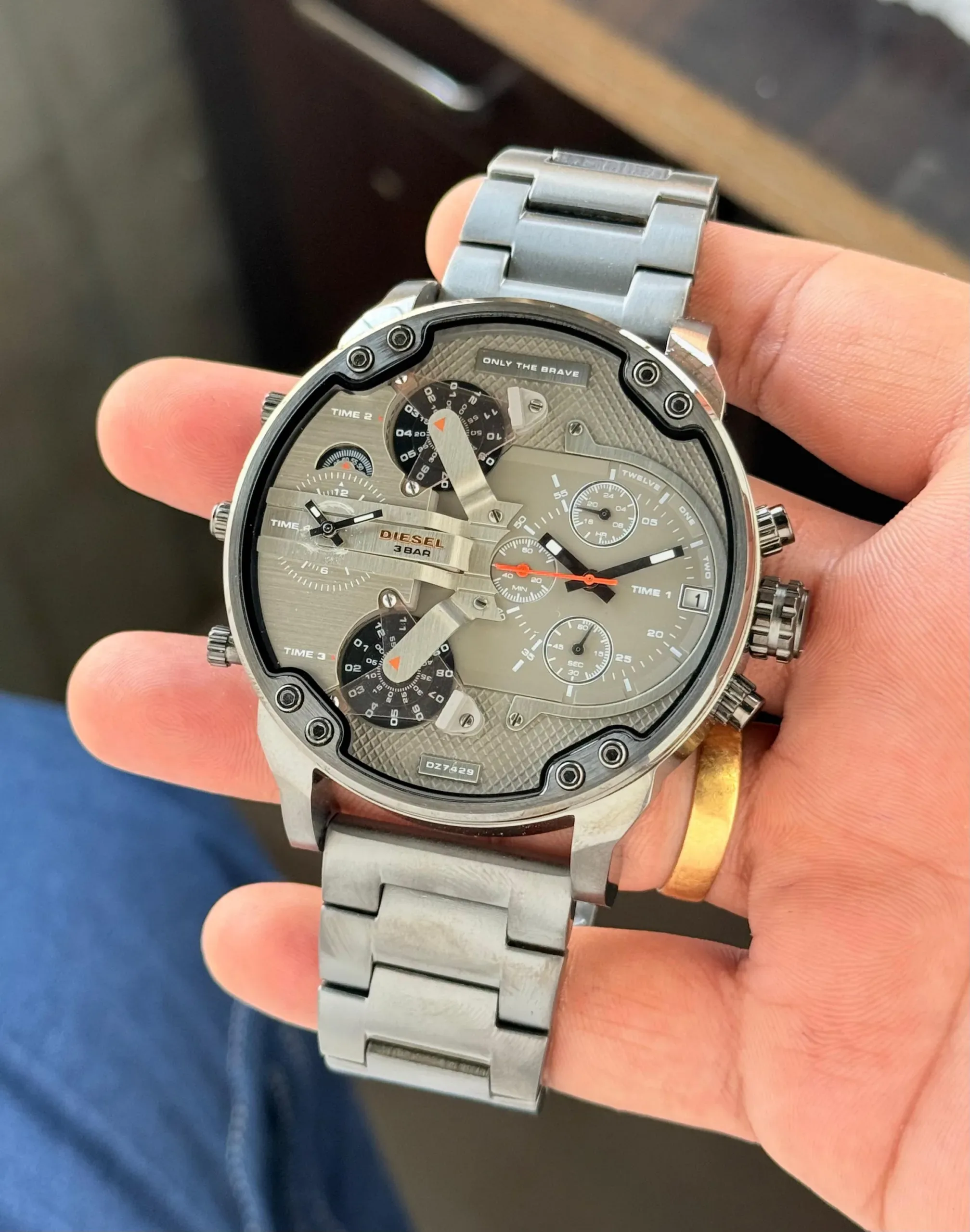 DIESEL MR.DADDY 2.0 DZ7313 GREY BLACK DIAL - Image 4