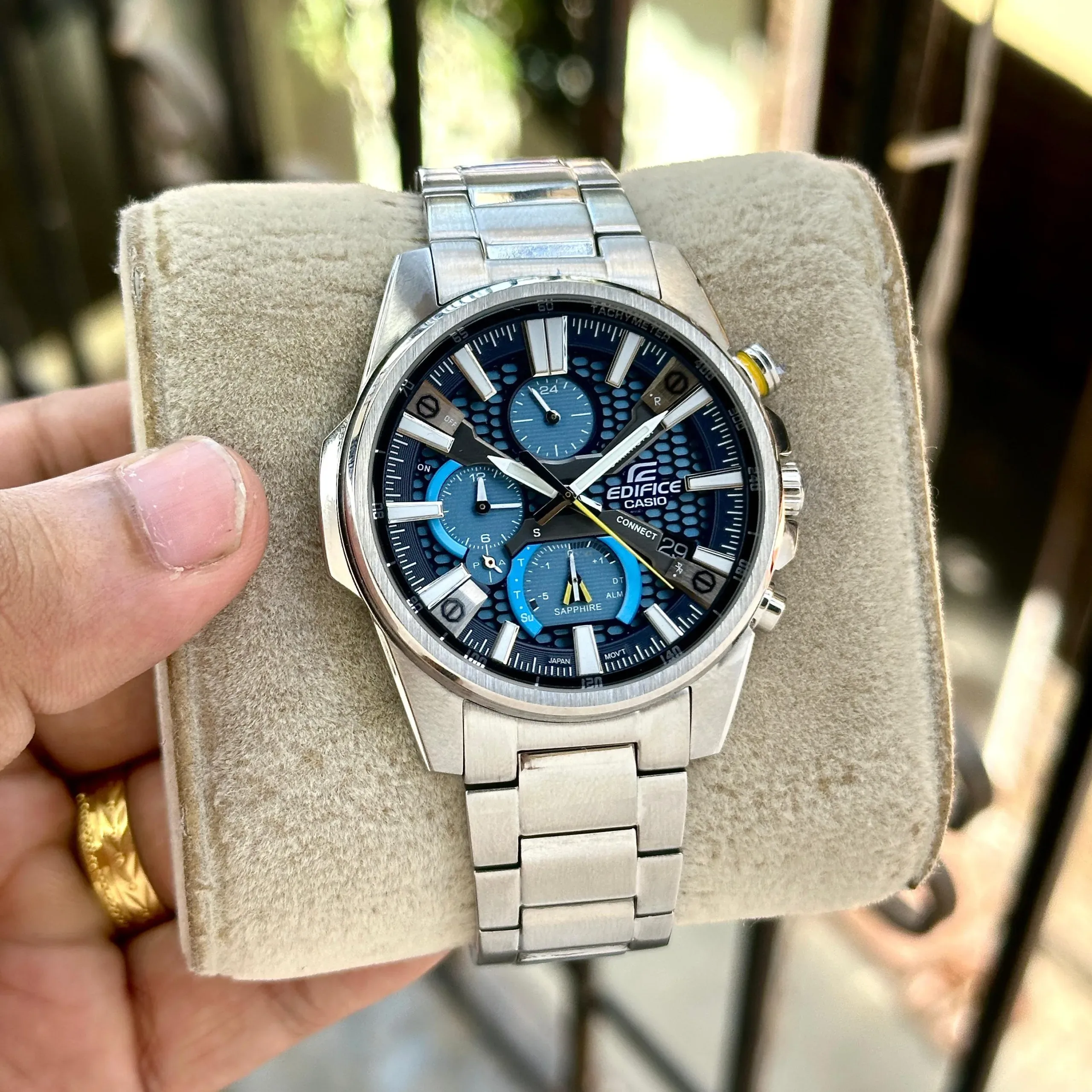 CASIO EDIFICE EQB-1200D-2A BLUE MULTI LAYER CHRONOGRAPH DIAL - Image 2