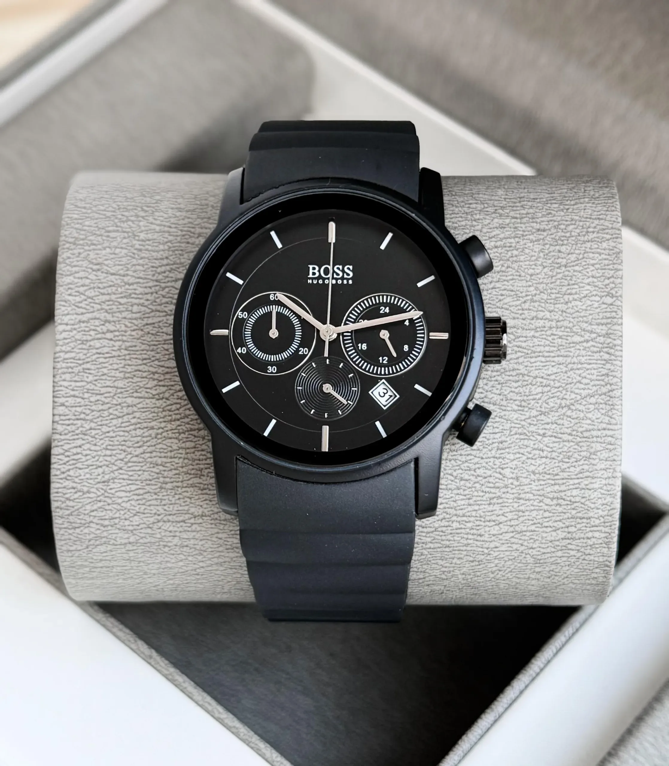 2025/12/IMG-20251205-WA0055-jpg.webp HUGO BOSS 7A ORIGINAL STAINLESS STEEL BLACK DIAL - Image 1