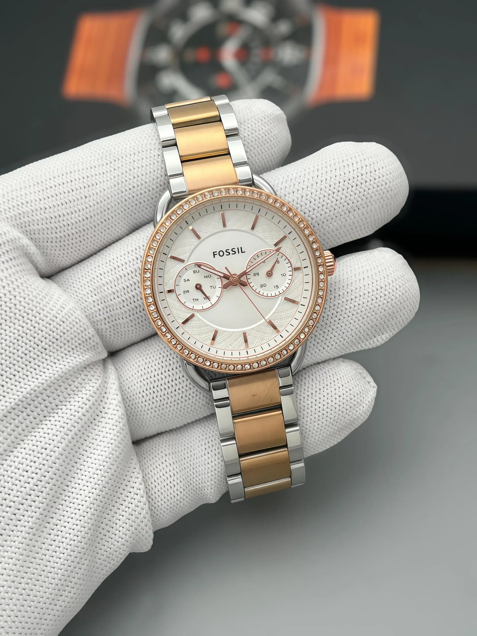 Fossil Sleek Skeleton Dial - Image 3