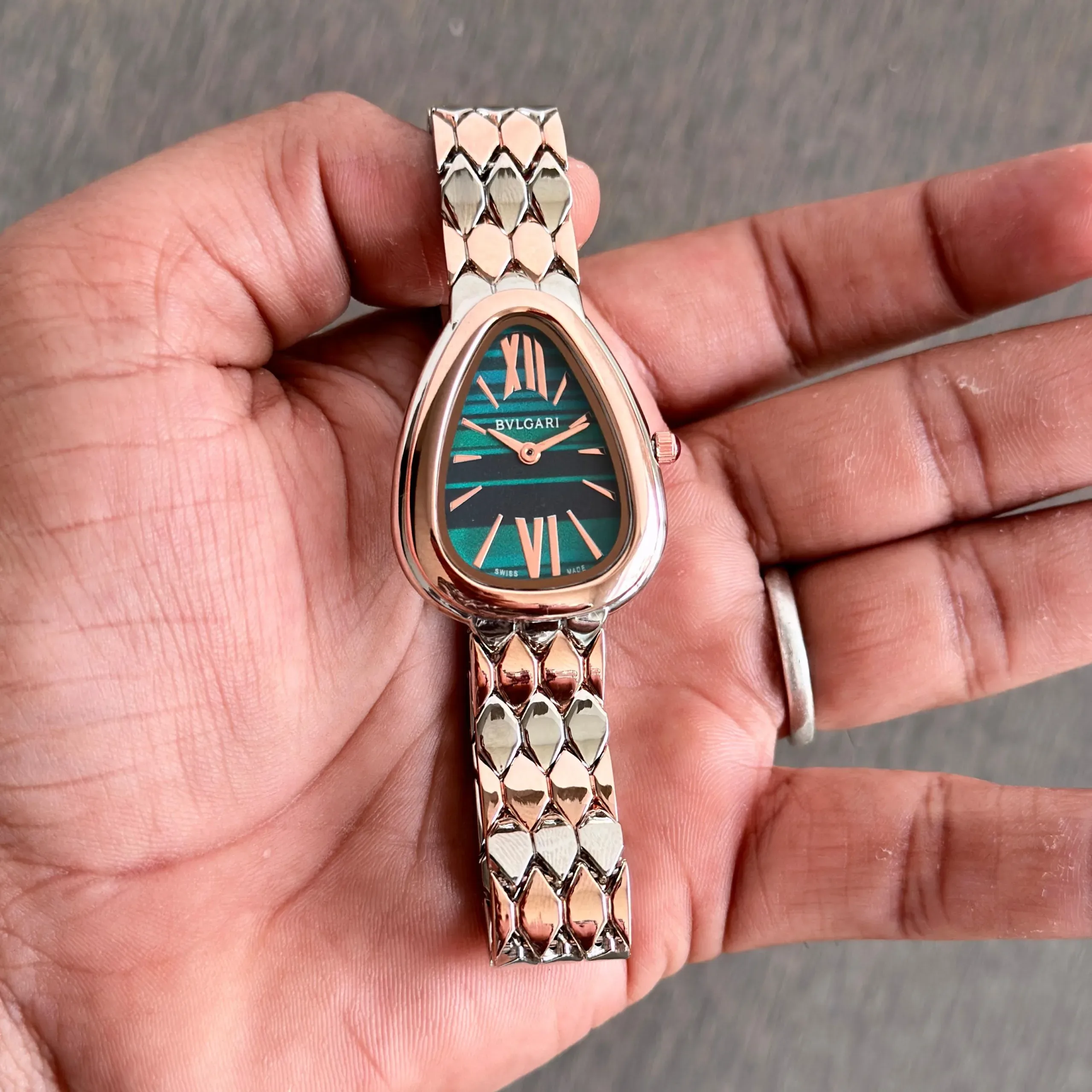 Bvlgari Serpenti Seduttori Pearl Dial - Image 4