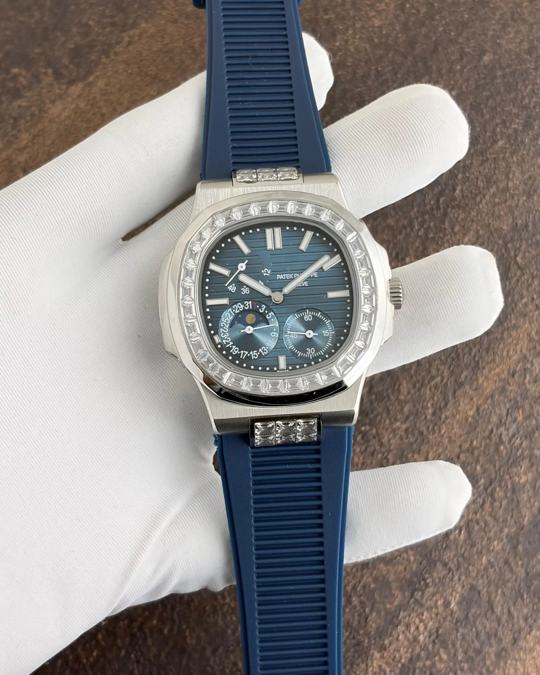 Patek Philippe Nautilus Diamond Edition - Image 2