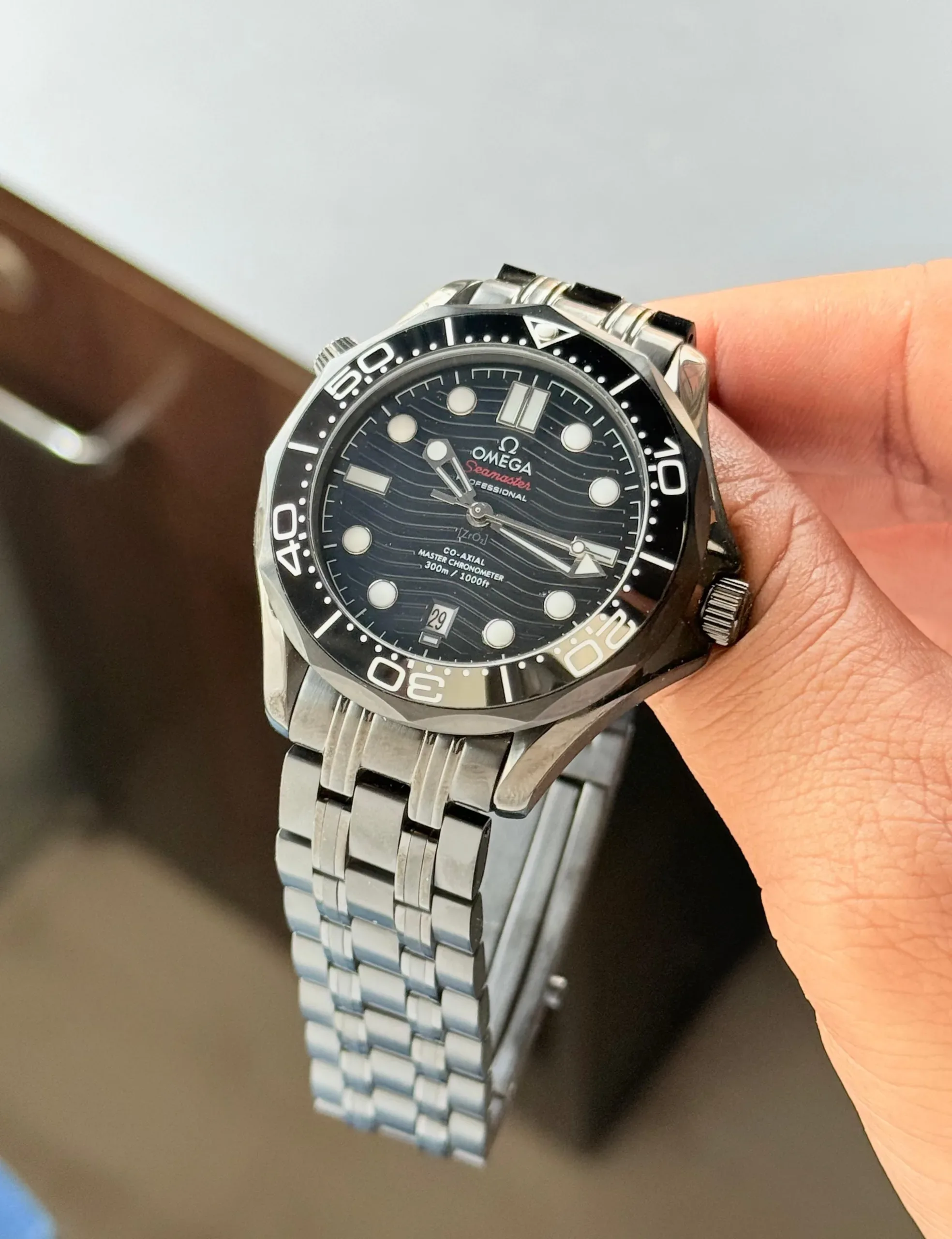 Omega Diver300m Ceramic Chronograph - Image 3