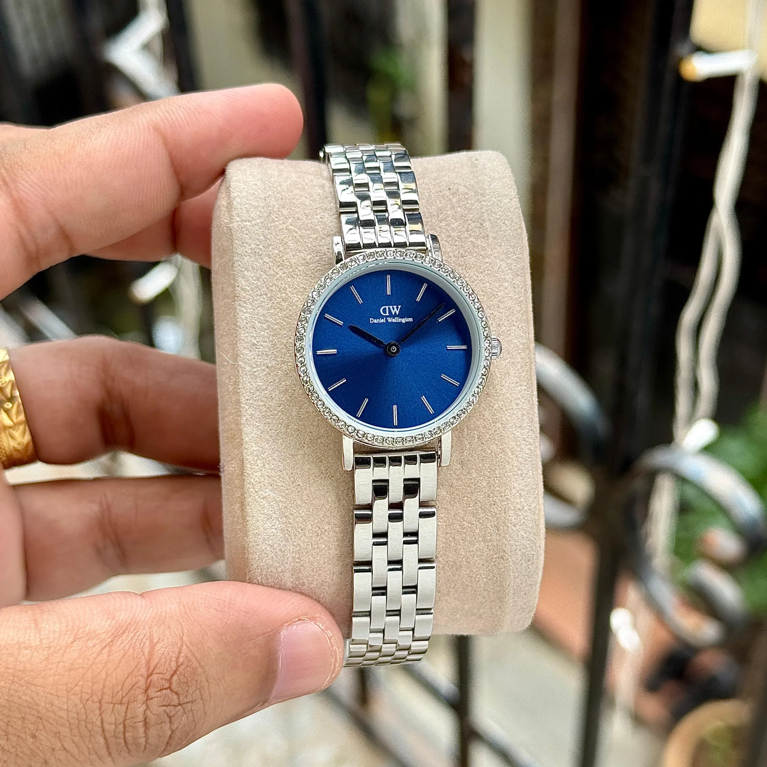 Daniel Wellington Blue Dial - Image 1