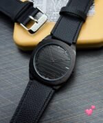 Gucci Bee Embossed Dial - Image 2