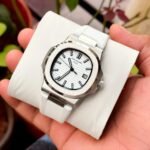 Patek Philippe Nautilus White Dial - Image 3