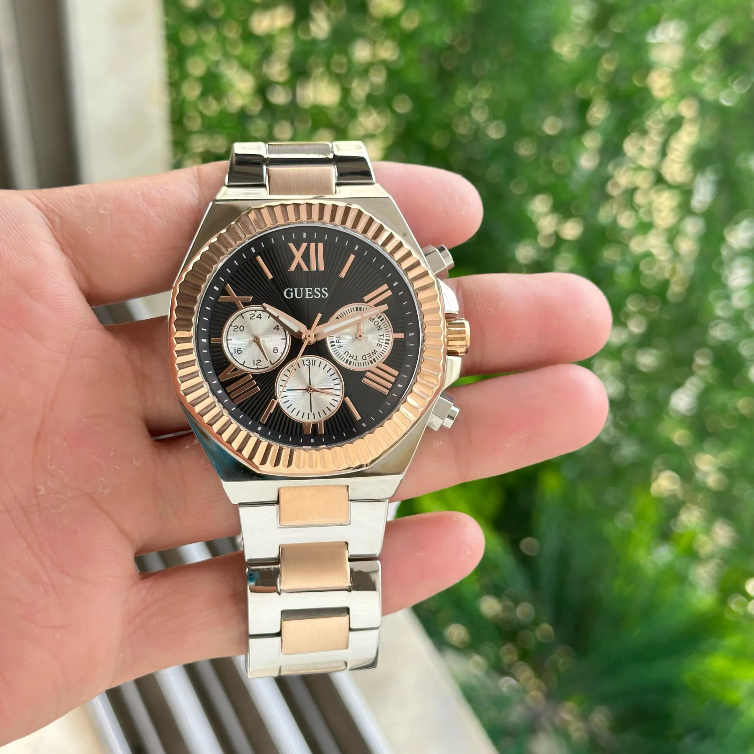 Guess Equity Navy Chonograph - Image 2