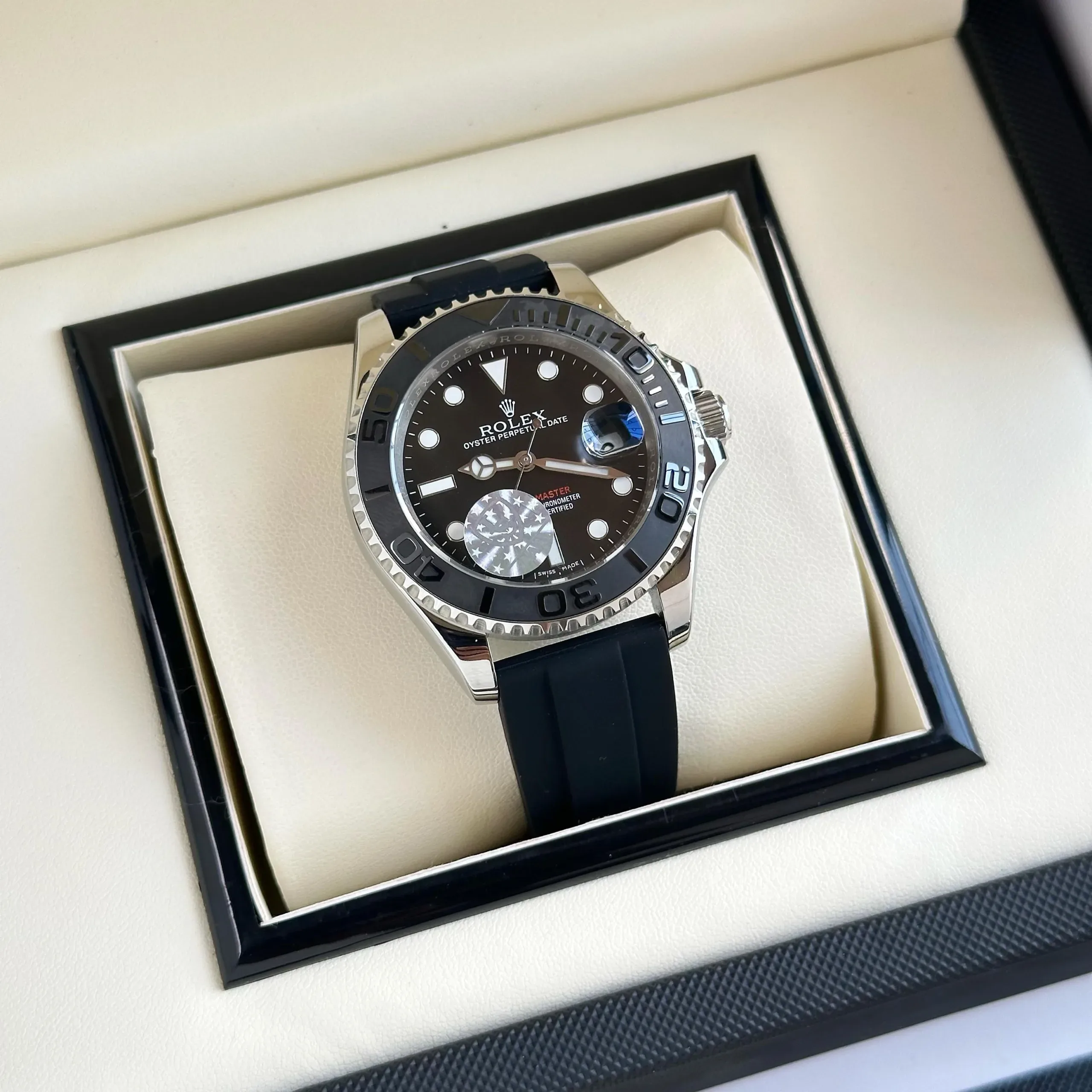 WhatsApp Image 2026-04-04 at 4.25.41 PM (1) Rolex yacht Master Automatic - Image 1