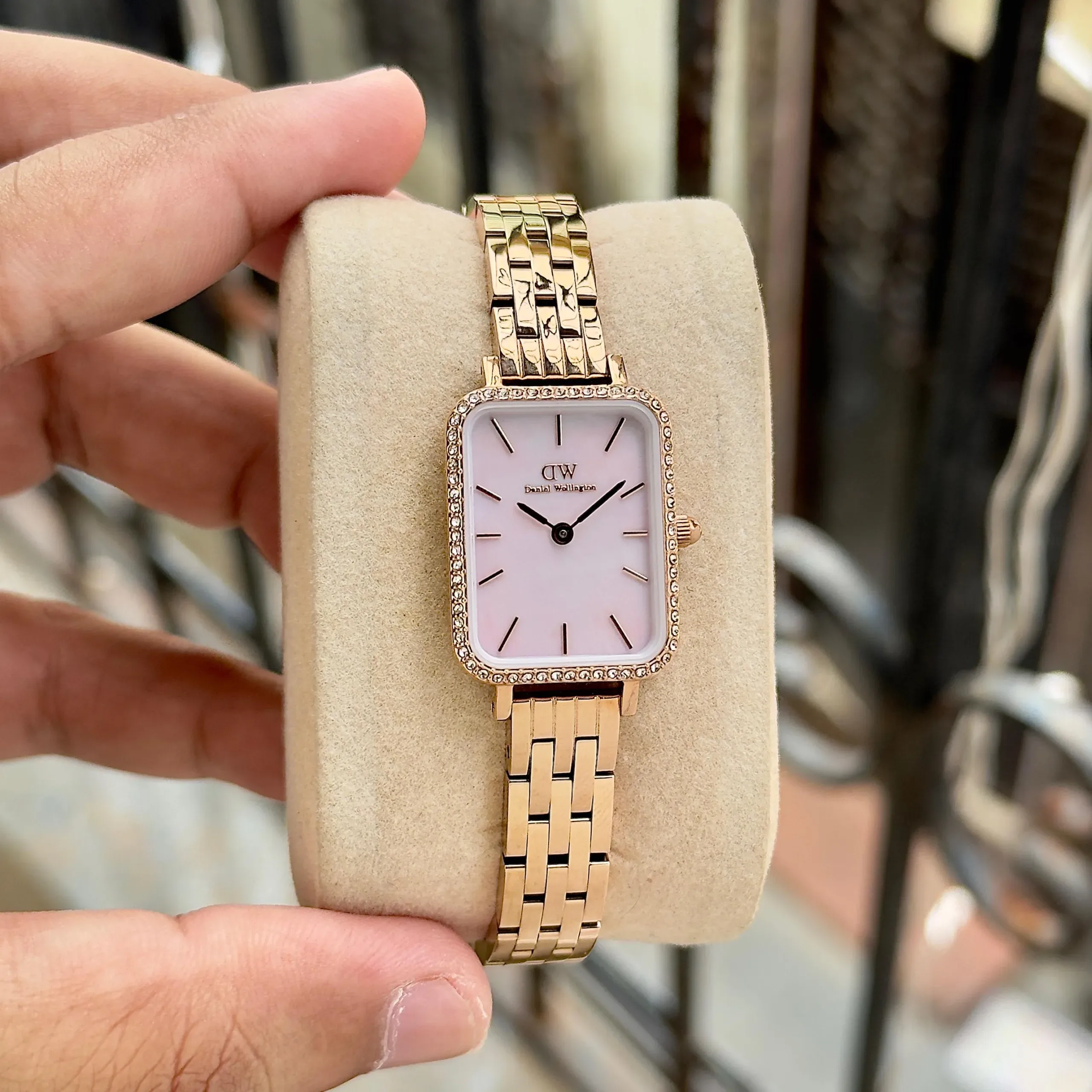 WhatsApp Image 2026-09-30 at 8.31.33 PM (1) Daniel Wellington Pink Mother Of Pearl Dial - Image 1