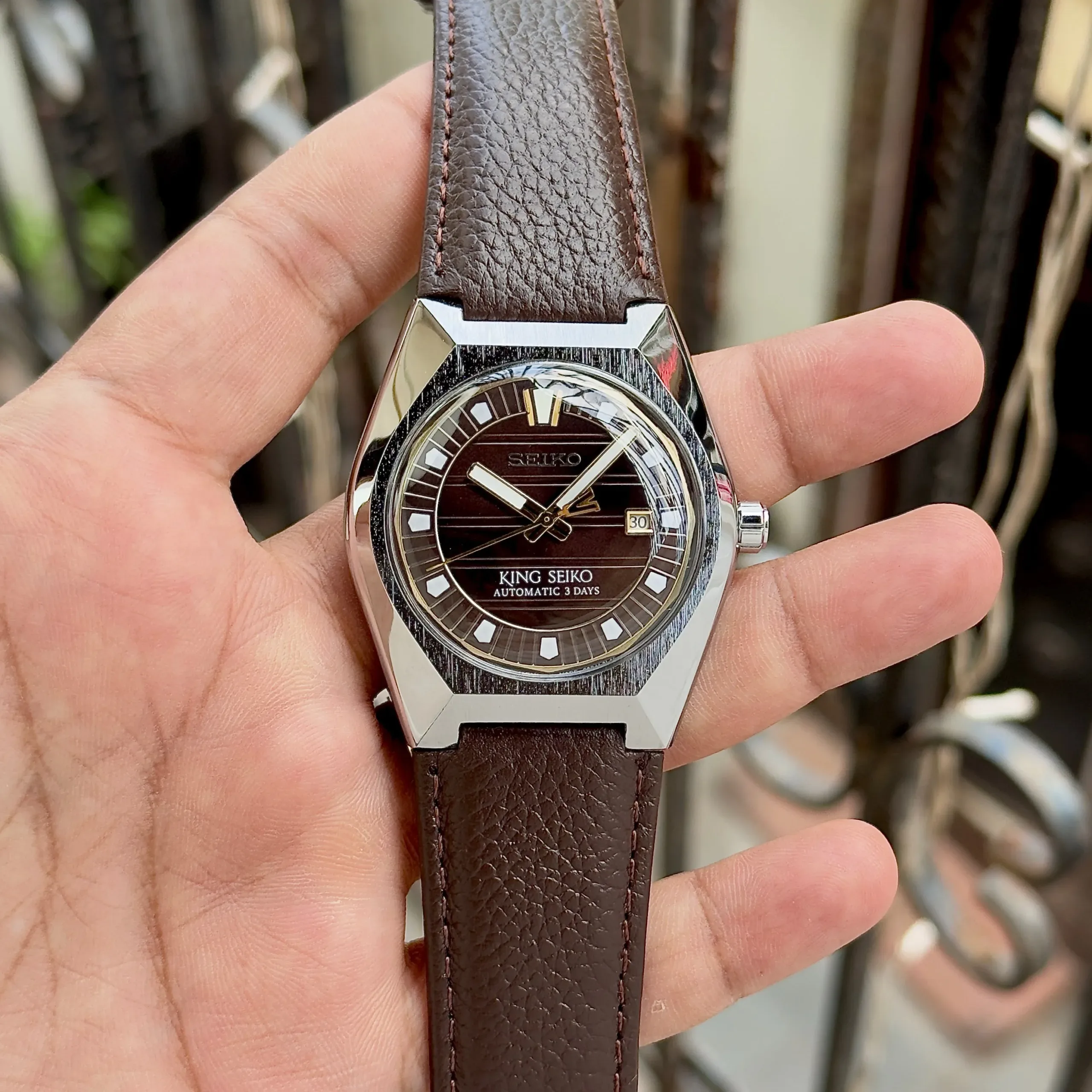 Seiko Vanac Urban Brown Dial - Image 2