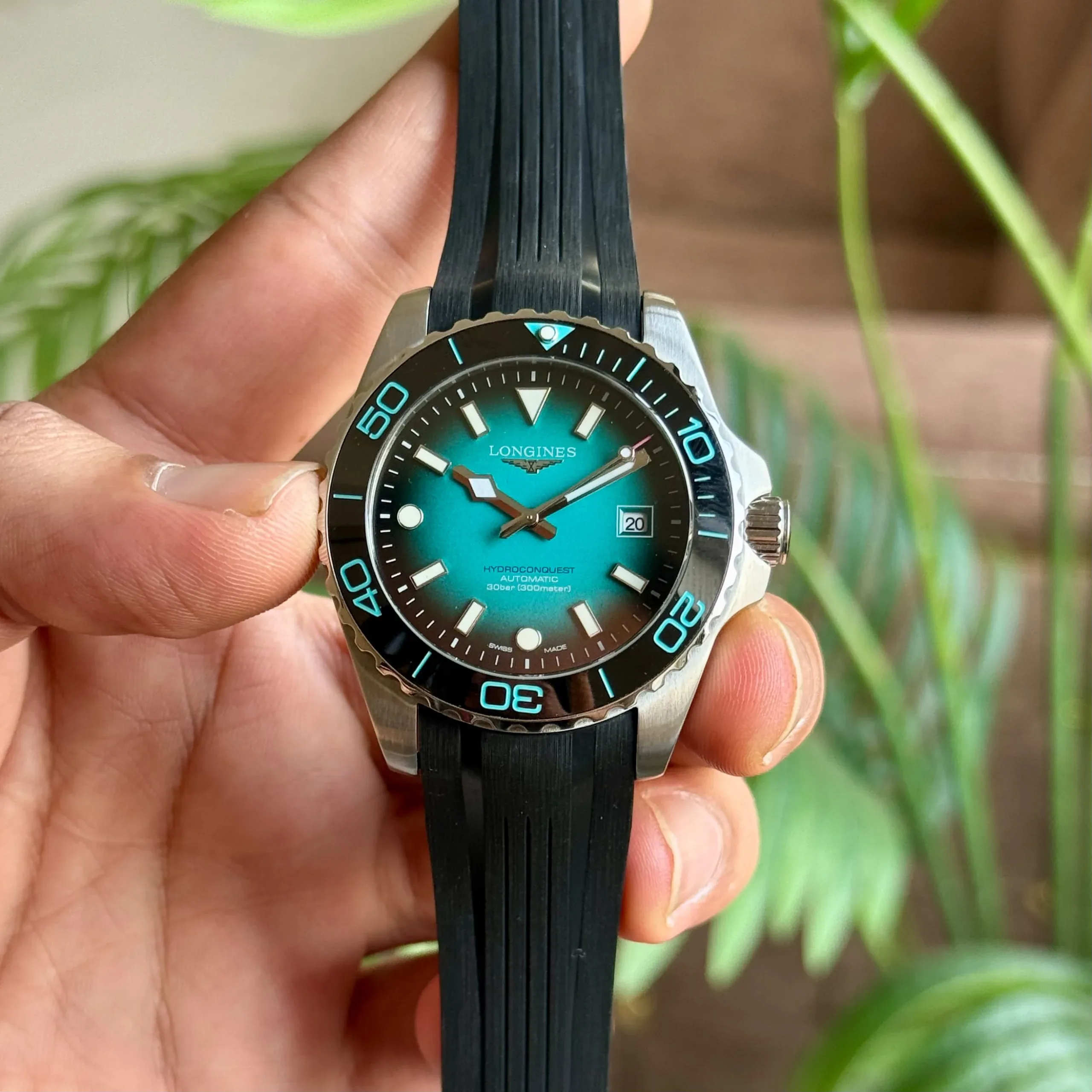 WhatsApp Image 2026-10-02 at 10.41.59 PM (1) Longines Hydro Conquest Blue Dial - Image 1