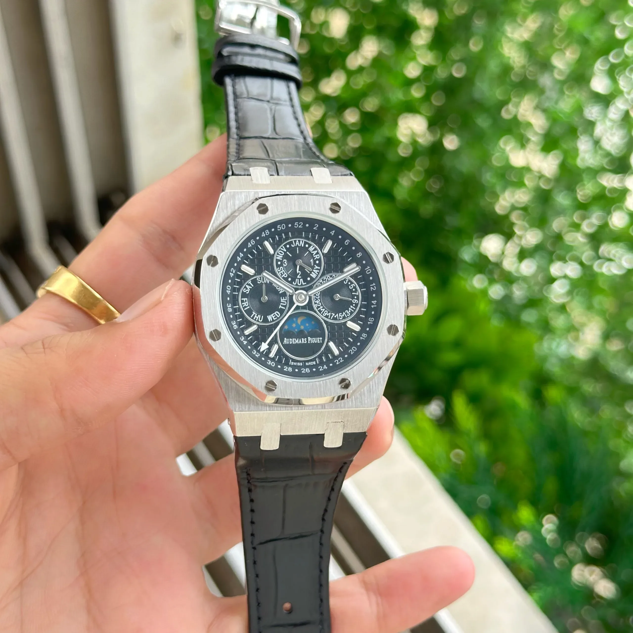 Audemars Piguet Black Automatic - Image 1