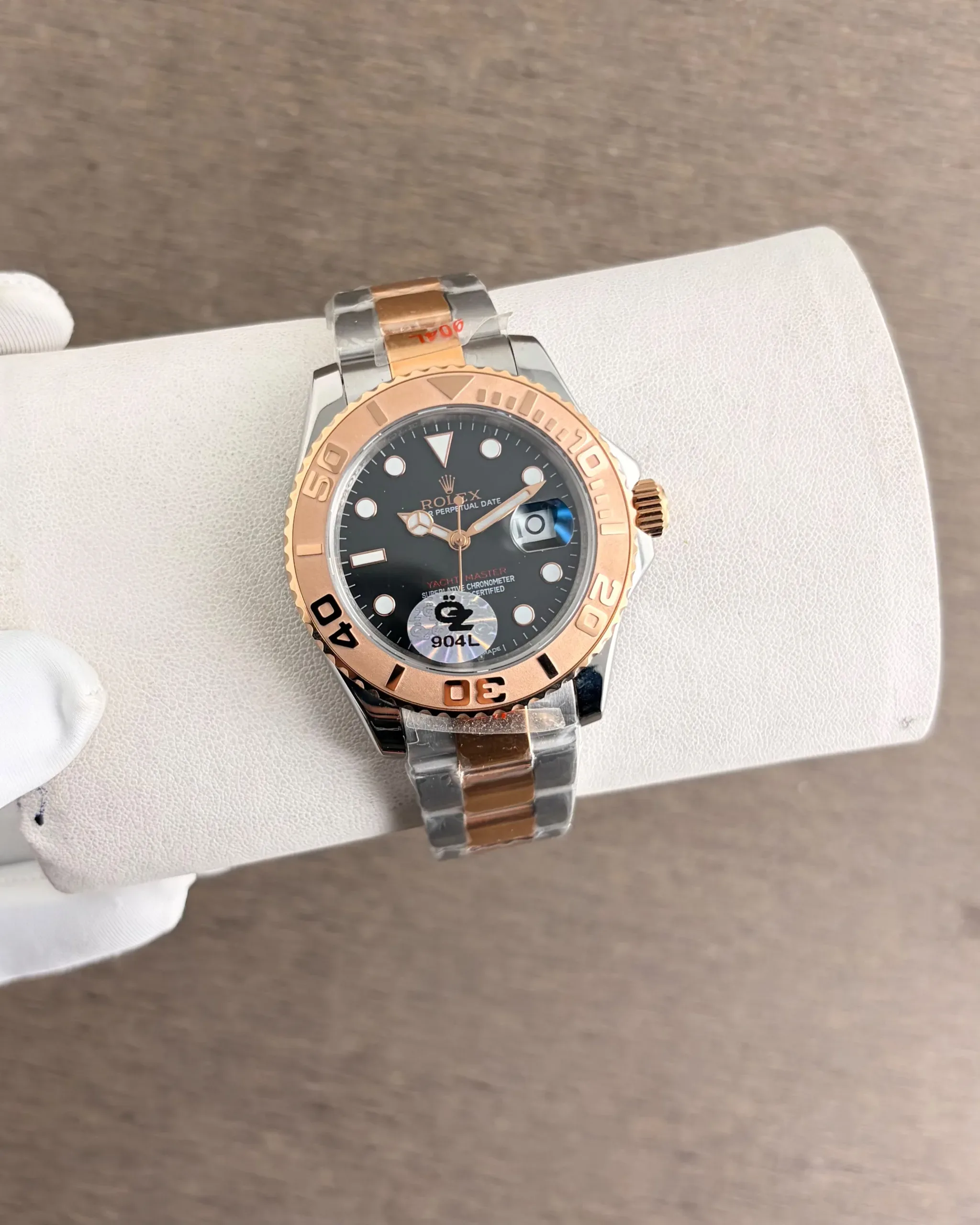 Rolex Yatch Master Everose Gold Black Dial Automatic - Image 4