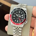 Seiko 42'mm Black Dial Quartz