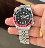 Seiko 42'mm Black Dial Quartz - Image 4