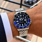 Seiko GMT Deep Blue Dial Quartz - Image 3