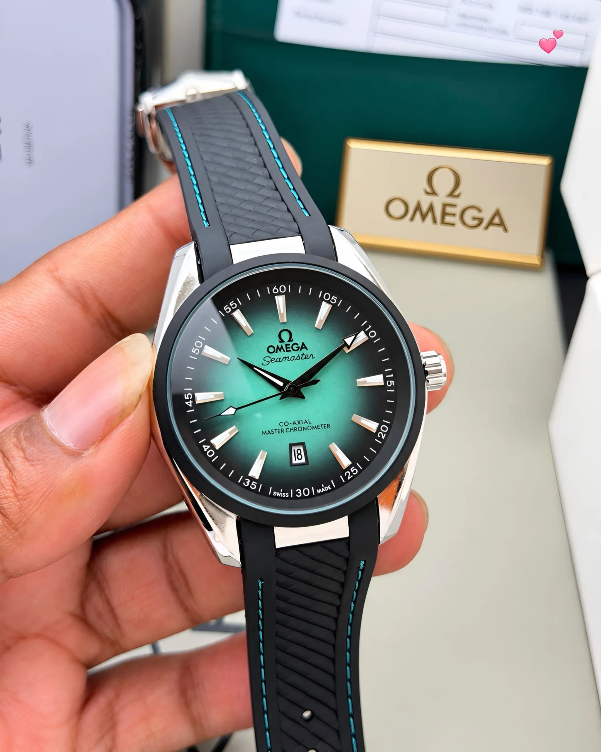 Omega Aquaterra Worldtimer Blue Dial - Image 2