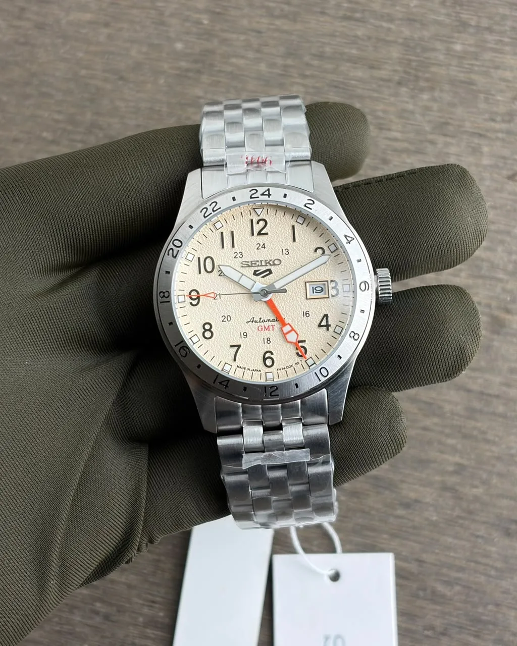 WhatsApp Image 2026-10-23 at 1.23.30 AM (2) Seiko 5 Sports Automatic - Image 1